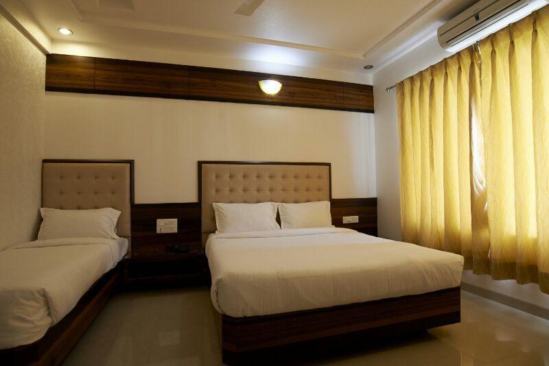 Collection O Satyan Inn Shirdi Esterno foto