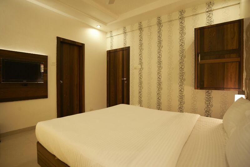 Collection O Satyan Inn Shirdi Esterno foto