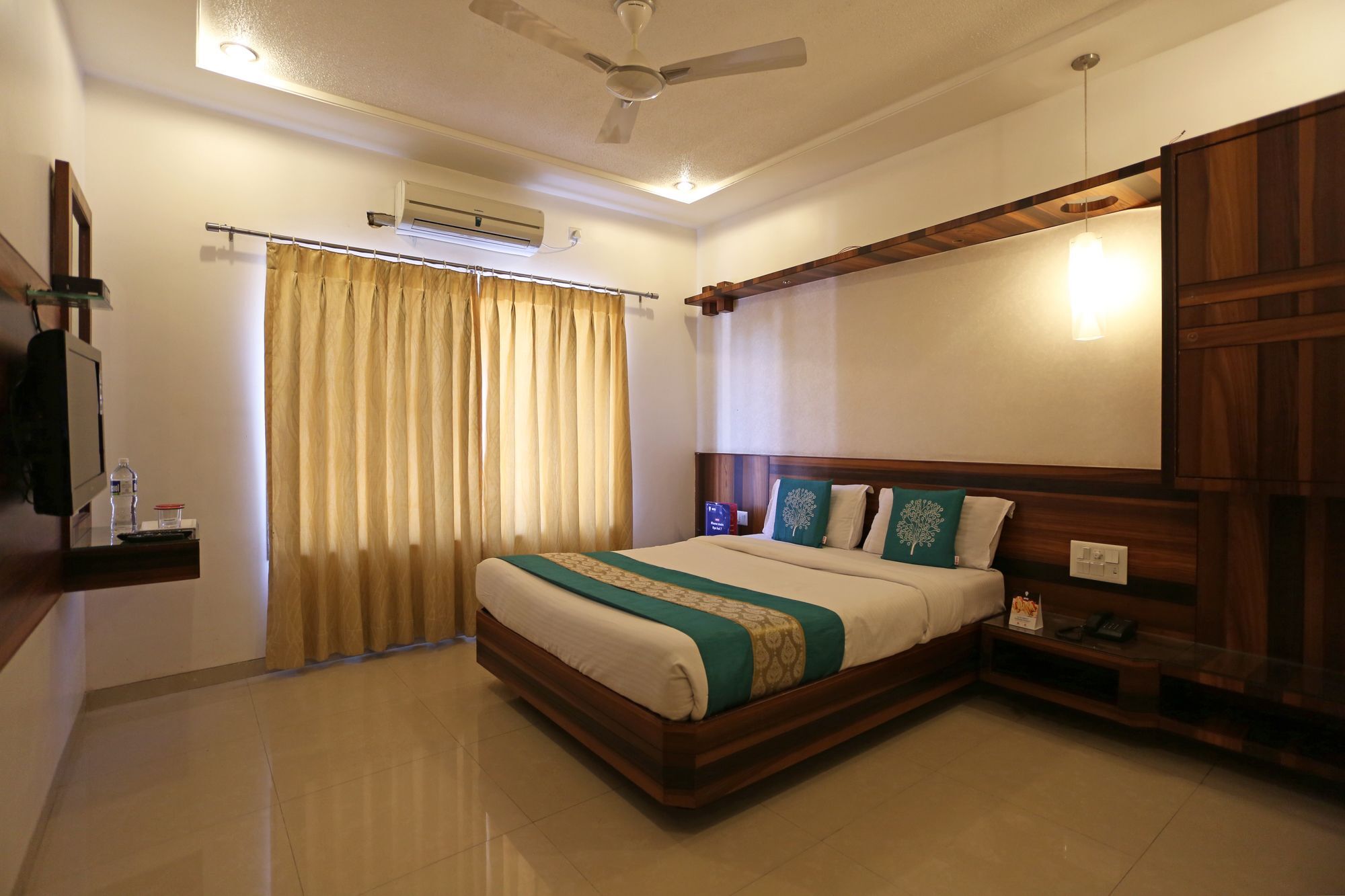 Collection O Satyan Inn Shirdi Esterno foto